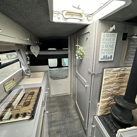 Retro Camper Hire Otel Dublin Dış mekan fotoğraf