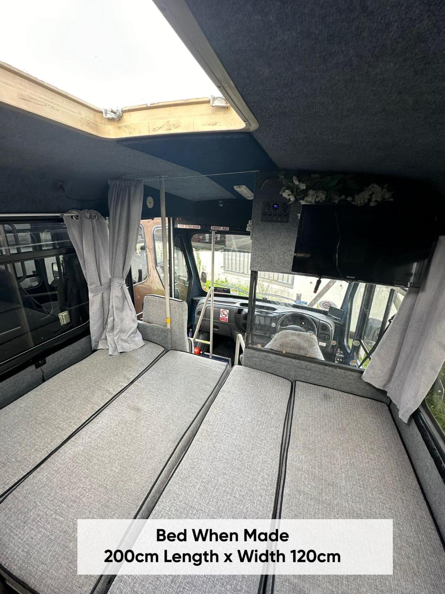 Retro Camper Hire Otel Dublin Dış mekan fotoğraf