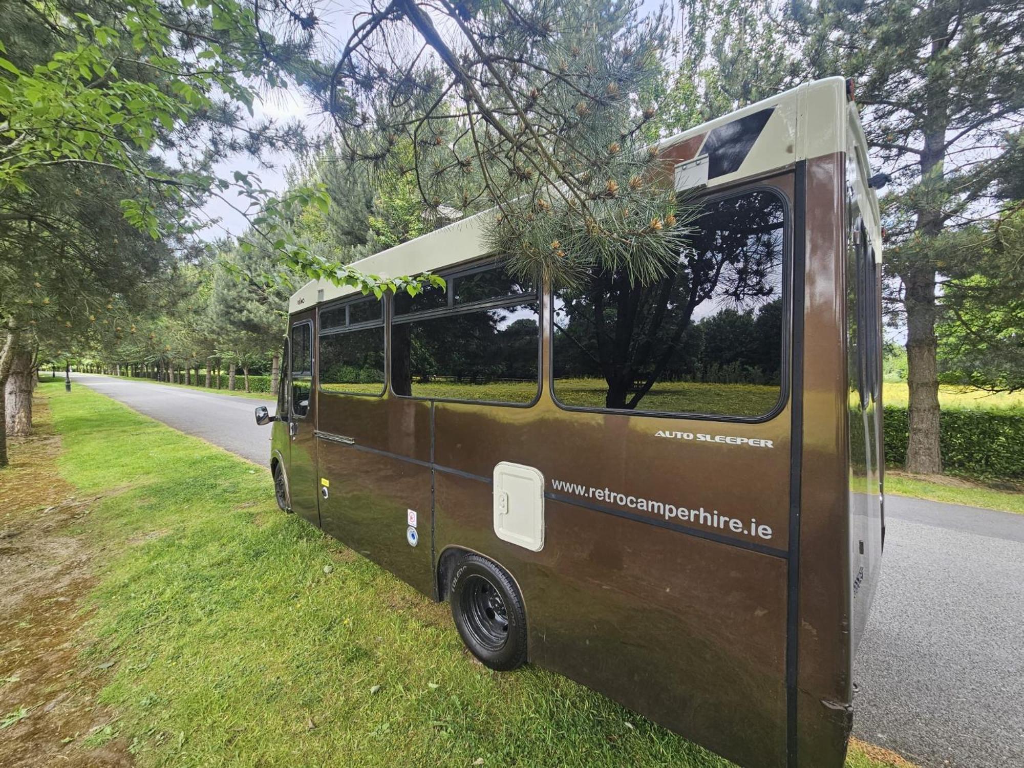Retro Camper Hire Otel Dublin Dış mekan fotoğraf